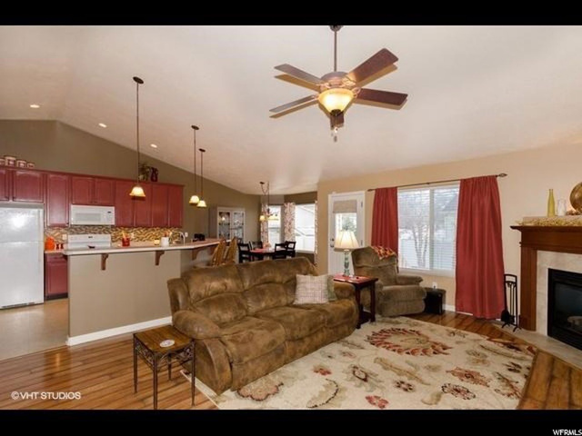 1620 N 200 E, Layton, UT 84041 — photo 4