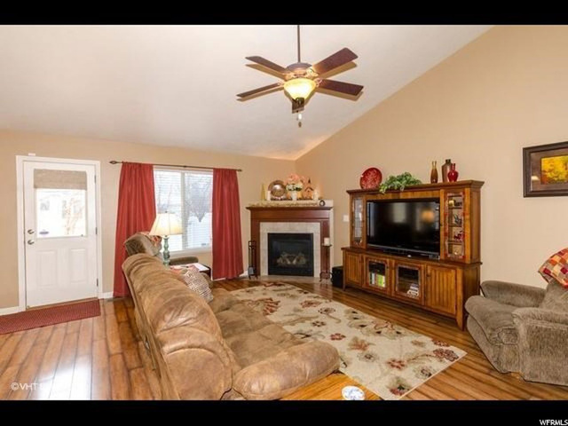 1620 N 200 E, Layton, UT 84041 — photo 2