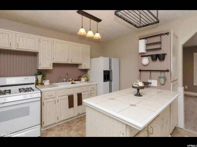 67 Villa Dr, Clearfield, UT 84015 — photo 9