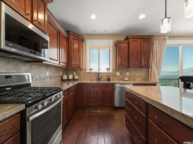 1237 E Delacroix Dr, Draper, UT 84020 — photo 10
