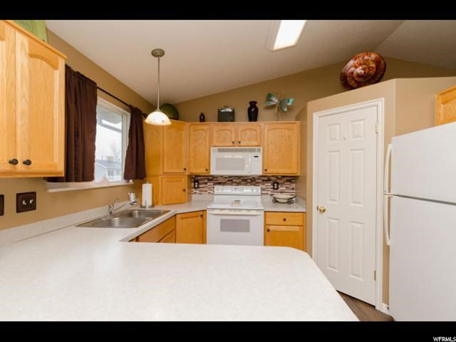 5465 S 4250 W, Roy, UT 84067 — photo 6