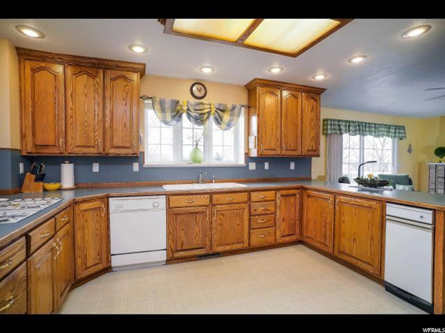 1010 E Windsor Dr S, River Heights, UT 84321 — photo 8