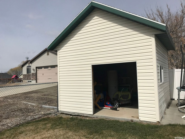 45 W 300 N, Smithfield, UT 84335 — photo 4