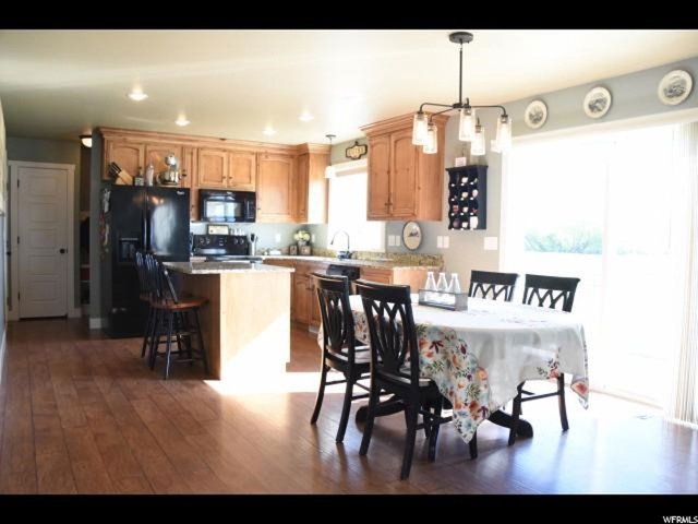 892 E 675 N, Wellsville, UT 84339 — photo 6