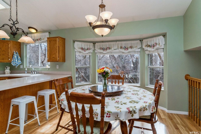 170 E Shadowbrook Ln, Kaysville, UT 84037 — photo 10