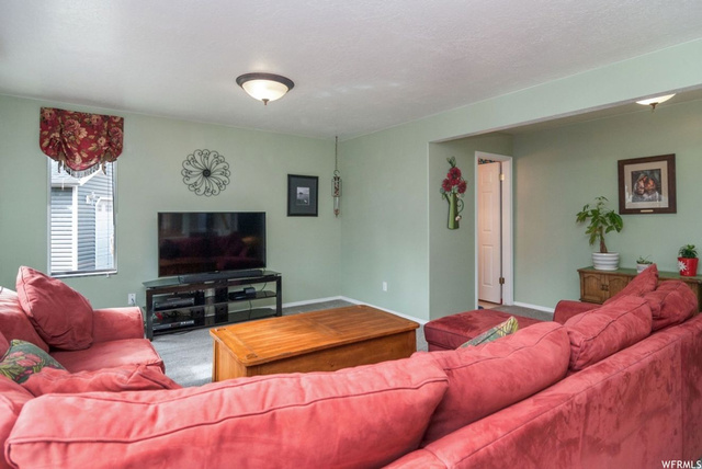 170 E Shadowbrook Ln, Kaysville, UT 84037 — photo 12