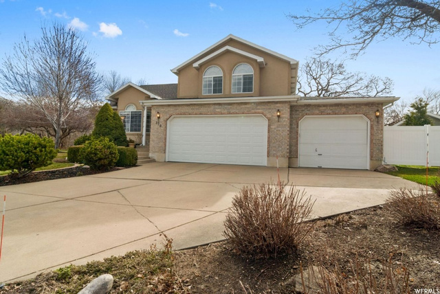 170 E Shadowbrook Ln, Kaysville, UT 84037 — photo 6