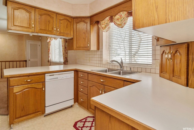 756 S 800 E, Bountiful, UT 84010 — photo 9