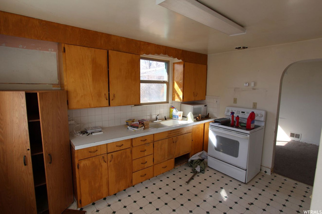 753 N 400 E, Price, UT 84501 — photo 7