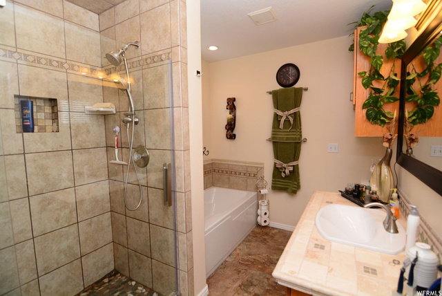 16 Winding Way, Logan, UT 84321 — photo 11
