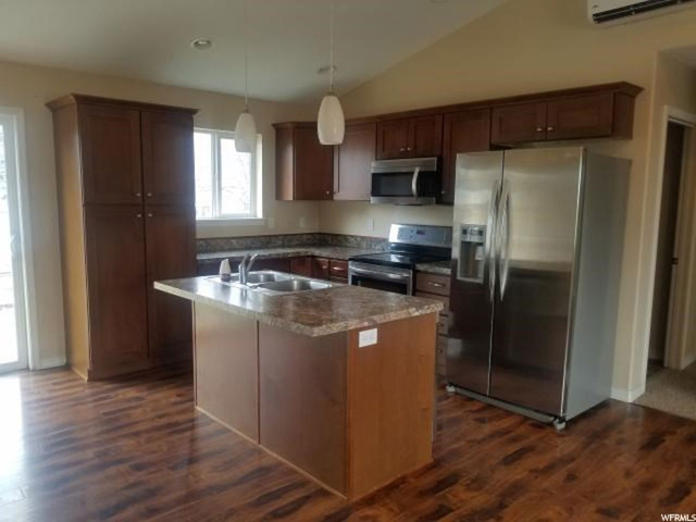 301 Stephen St, Inkom, ID 83245 — photo 3