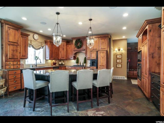 6797 S 1540 E, Uintah, UT 84405 — photo 9