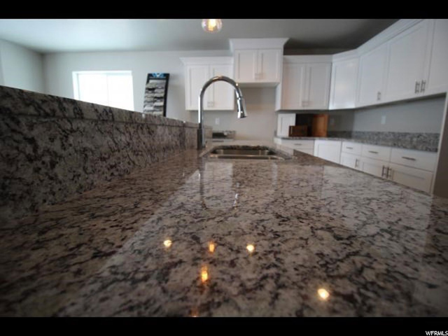 263 W 70 N, Hyrum, UT 84319 — photo 4
