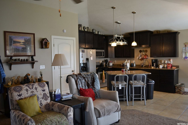 5691 S 3200 W, Roy, UT 84067 — photo 10