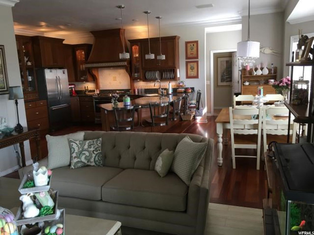 2036 E View Crest Cir, North Logan, UT 84341 — photo 2