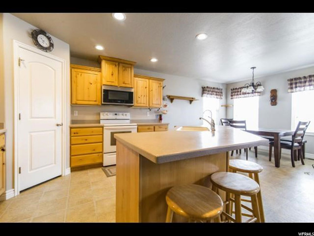 4555 W 5750 S, Hooper, UT 84315 — photo 9