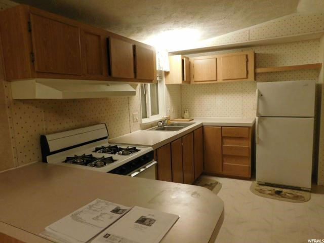 40 E Apollo Way, Sandy, UT 84070 — photo 4