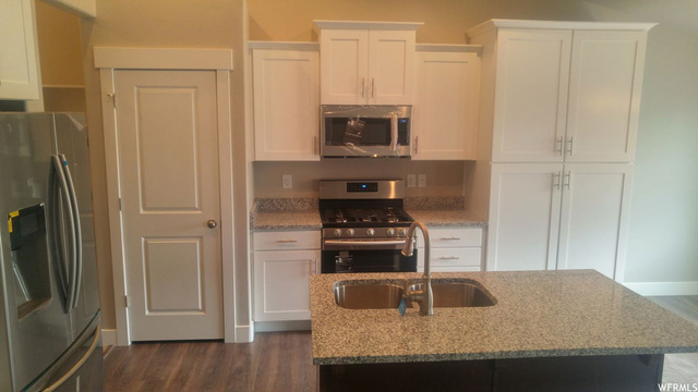 1759 N 1300 W, Clinton, UT 84015 — photo 2