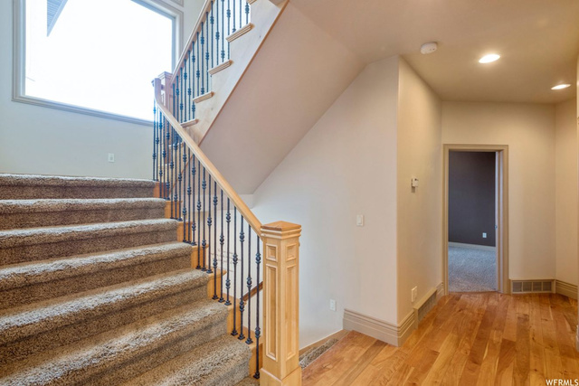 1836 S Spring Creek Dr E, Bountiful, UT 84010 — photo 6