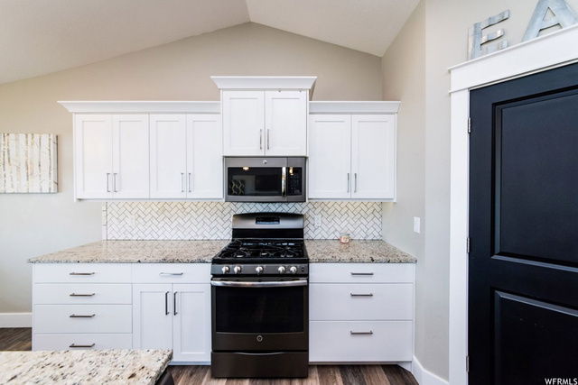 511 E 800 S, Providence, UT 84332 — photo 4