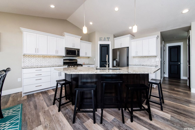 511 E 800 S, Providence, UT 84332 — photo 3