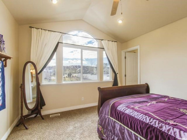 1689 E 6750 S, Uintah, UT 84405 — photo 12