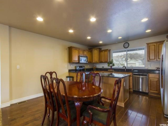 1689 E 6750 S, Uintah, UT 84405 — photo 7