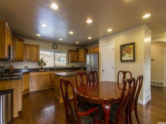 1689 E 6750 S, Uintah, UT 84405 — photo 8