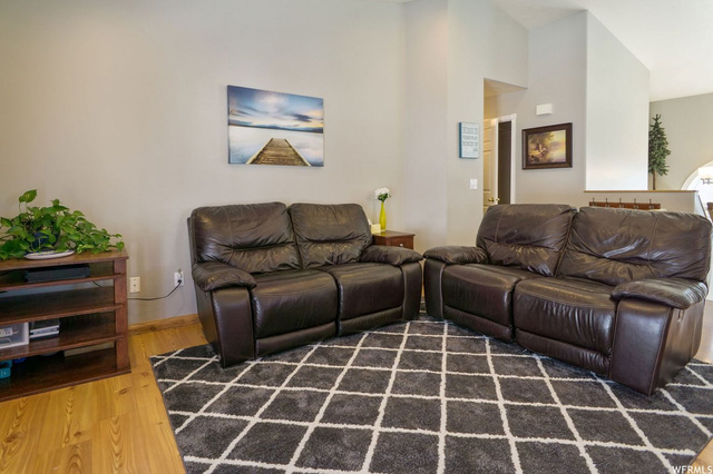 1482 N 600 W, Centerville, UT 84014 — photo 2