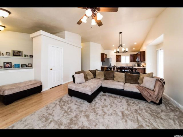 696 S 220 E, Smithfield, UT 84335 — photo 3