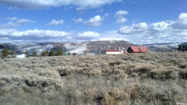 8502 E Strawberry Dr #1, Daniel, UT 84032 — photo 12