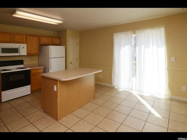 2213 W 2175 N, Clinton, UT 84015 — photo 8