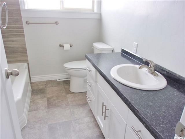 593 E 400 N, Roosevelt, UT 84066 — photo 7