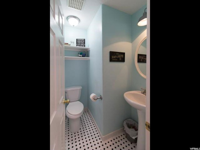 389 E 200 S, Cedar City, UT 84720 — photo 9