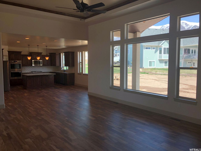 165 S Linden Dr E #527, Layton, UT 84040 — photo 3