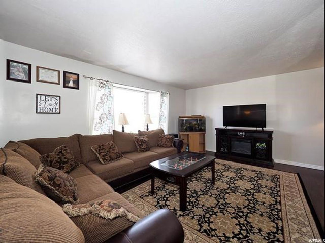 948 S 200 E, Layton, UT 84041 — photo 5