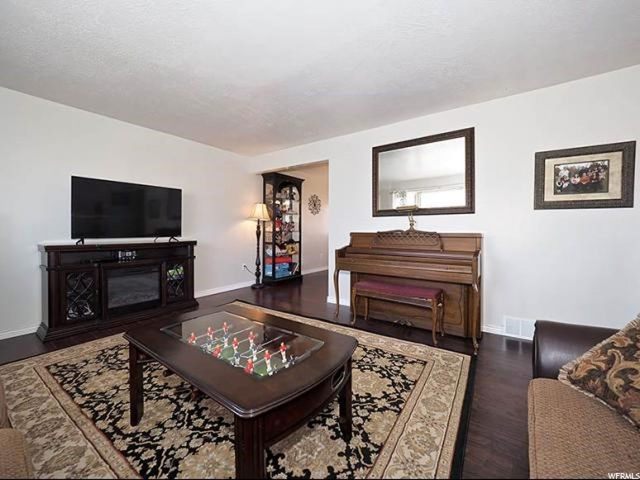 948 S 200 E, Layton, UT 84041 — photo 7