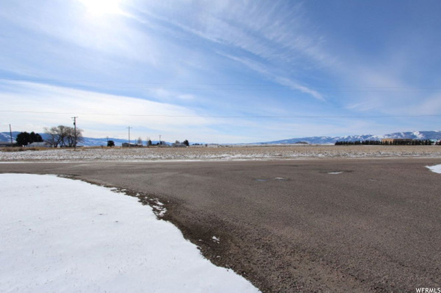 979 S 1st E, Grace, ID 83241 — photo 10