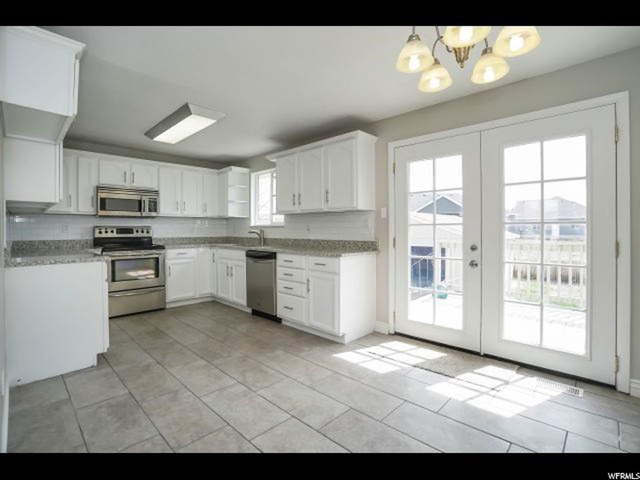 1471 W 2600 N, Clinton, UT 84015 — photo 7