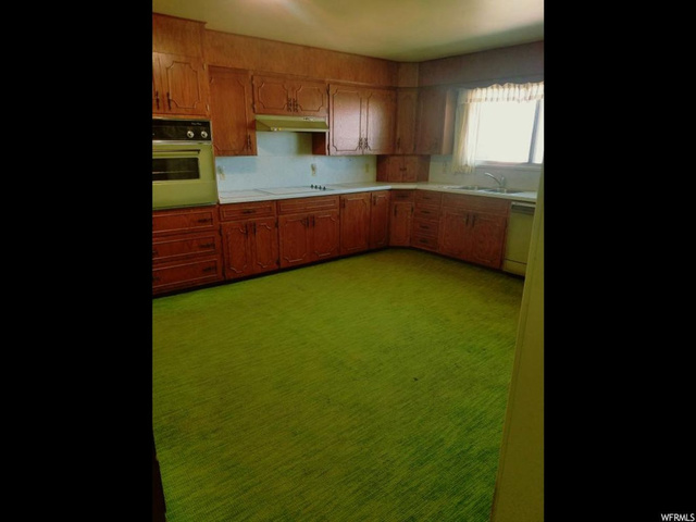 298 E 200 N, Vernal, UT 84078 — photo 2