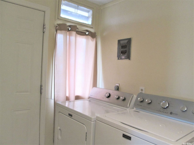 369 S State St E, Roosevelt, UT 84066 — photo 6