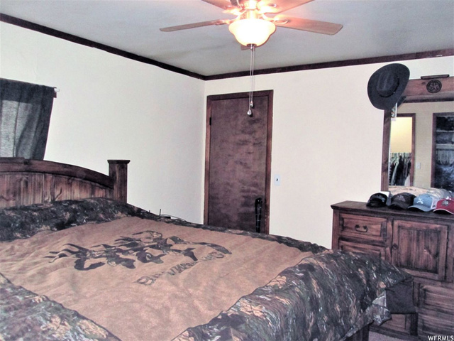 369 S State St E, Roosevelt, UT 84066 — photo 8