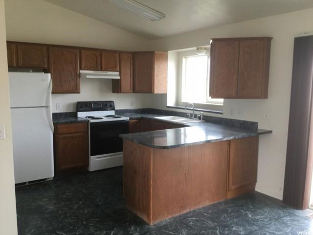 5562 S 4100 W, Roy, UT 84067 — photo 7