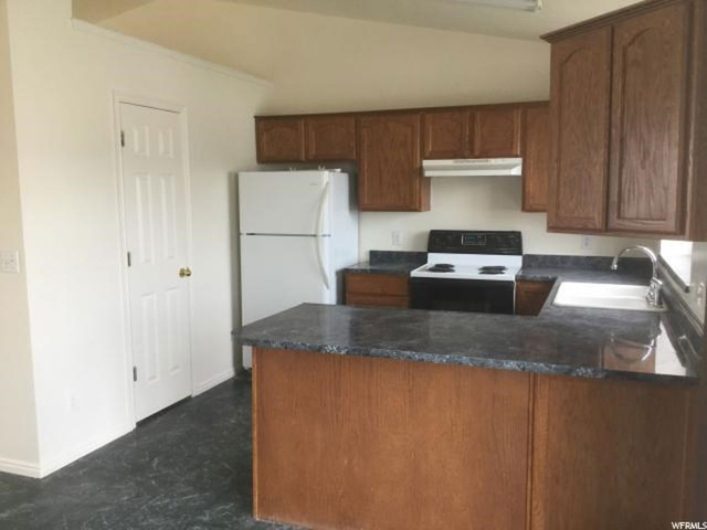 5562 S 4100 W, Roy, UT 84067 — photo 8