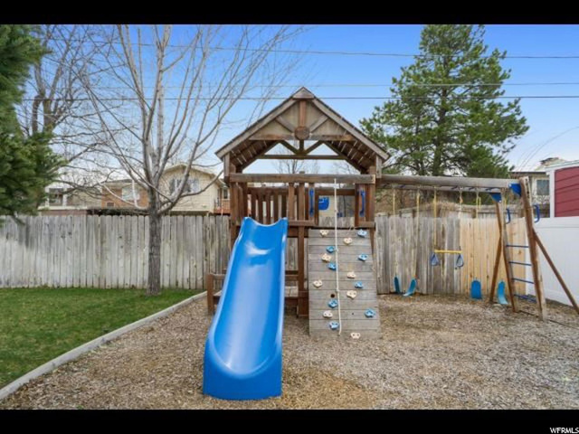 1841 Oakmont Dr, Bountiful, UT 84010 — photo 10