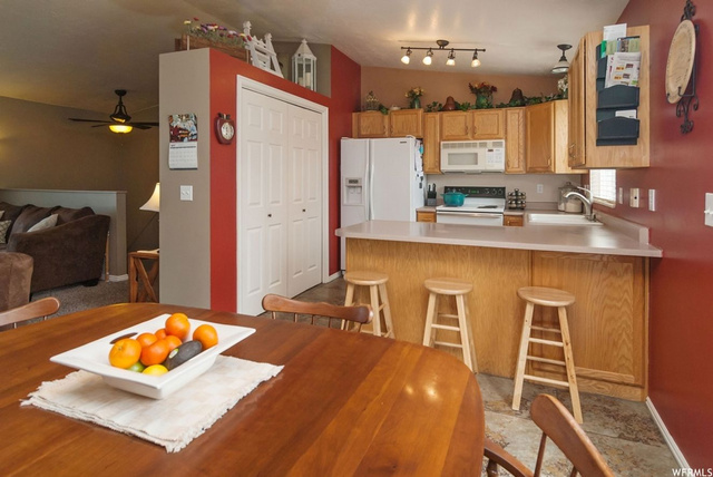1098 E 375 S, Layton, UT 84041 — photo 9