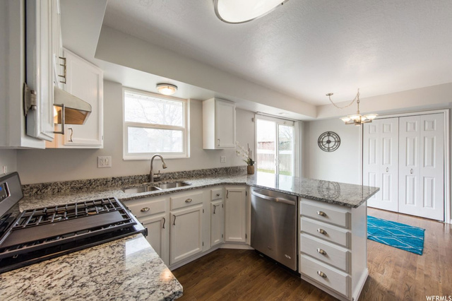 685 W 2250 N, West Bountiful, UT 84087 — photo 8
