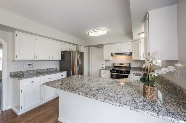 685 W 2250 N, West Bountiful, UT 84087 — photo 11