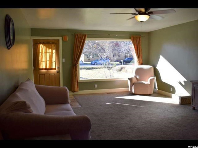 586 S 600 E, River Heights, UT 84321 — photo 3
