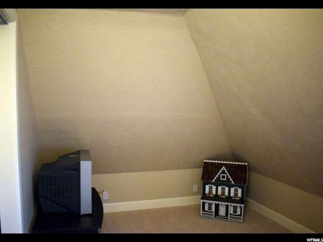 586 S 600 E, River Heights, UT 84321 — photo 11